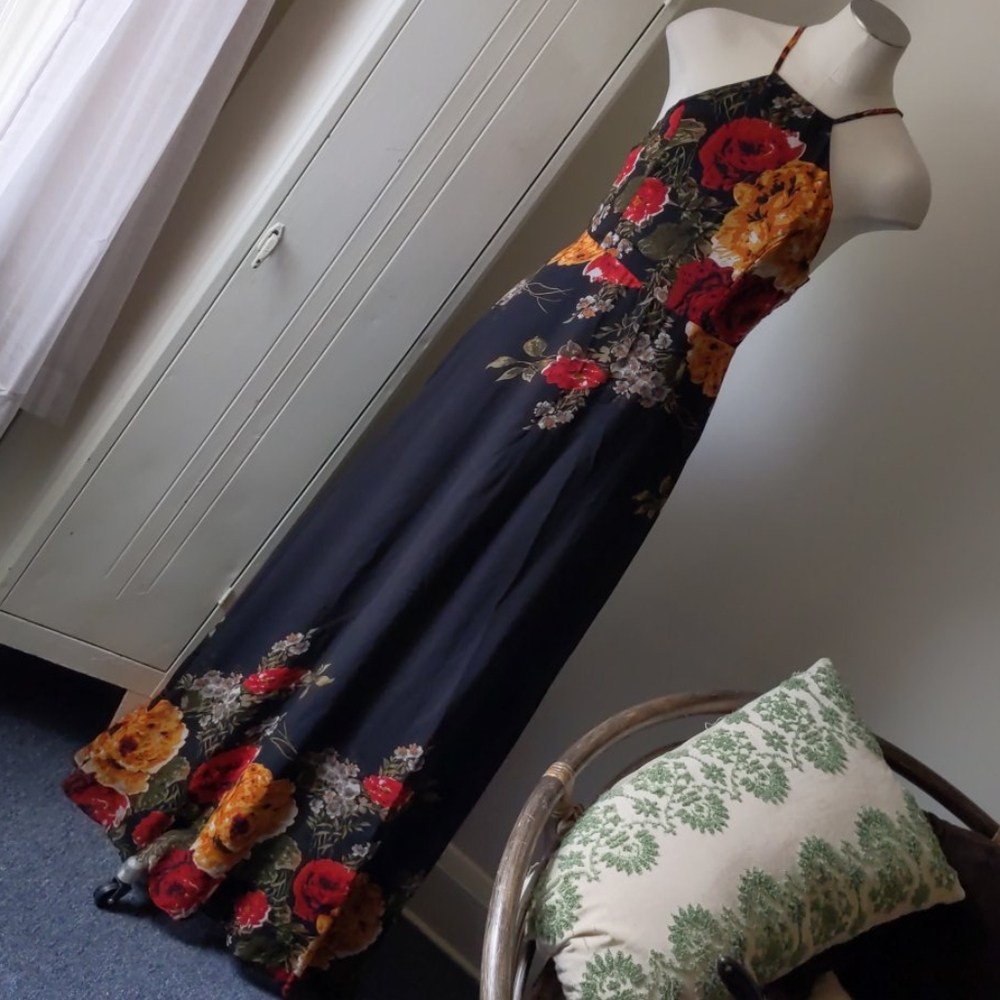 Gorgeous black floral high neck maxi dress M